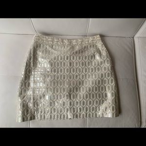 Banana Republic white and silver skirt